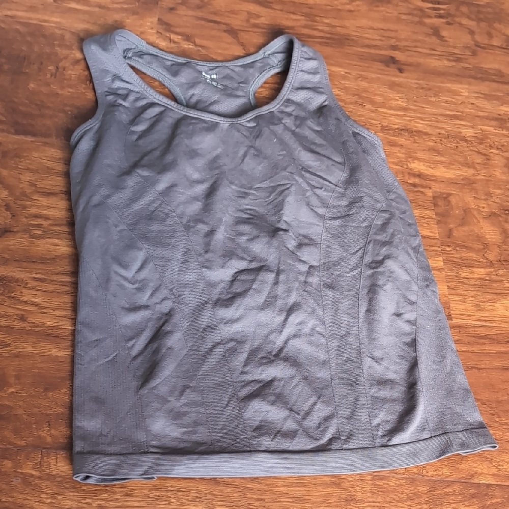 Blue Sleeveless Athletic Tank Top with Racerback Design